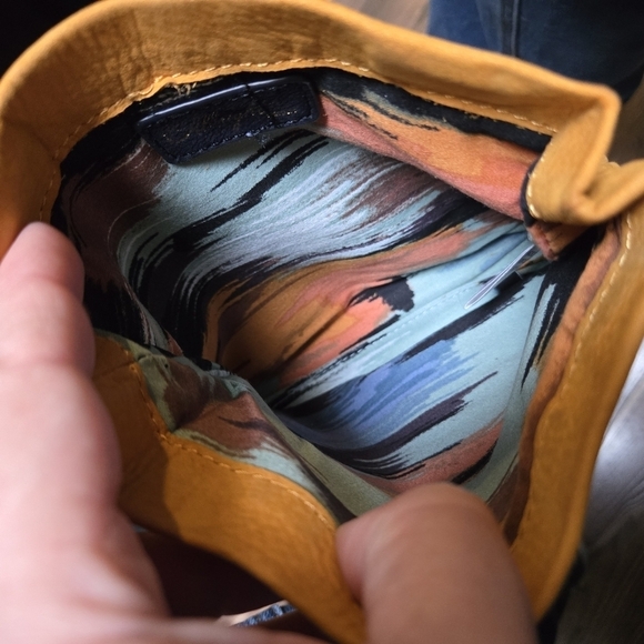 Miss Albright Specialty Burnt Yellow Leather Suede Wristlet Clutch - Picture 7 of 9